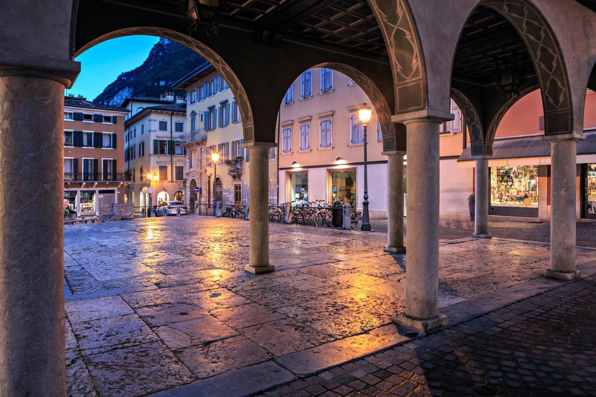 Claz House - Happy Rentals Riva del Garda Exterior foto